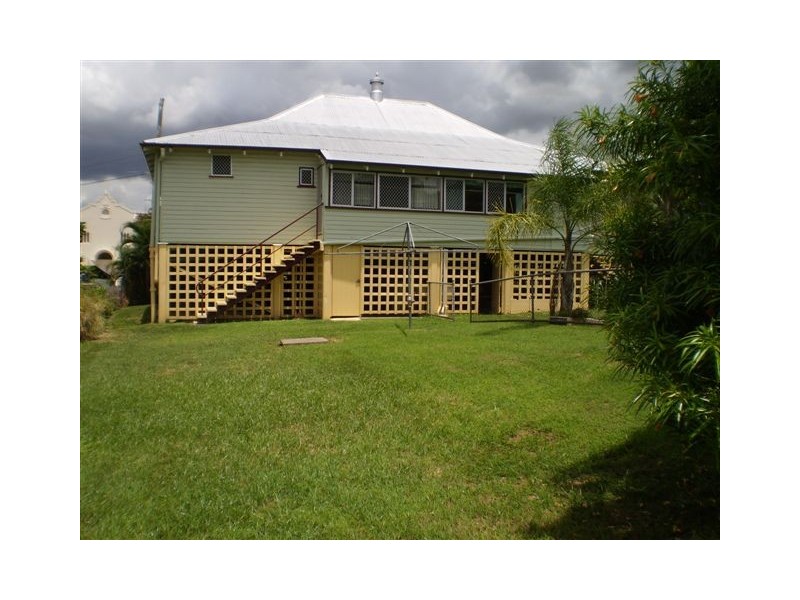 10 Ward Street, The Range QLD 4700