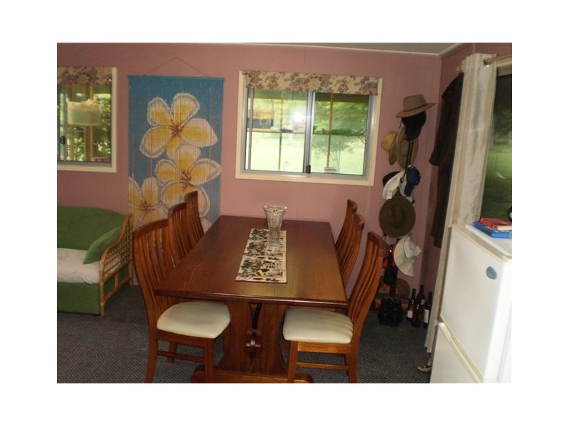 125 Auton & Johnsons Road, The Caves QLD 4702
