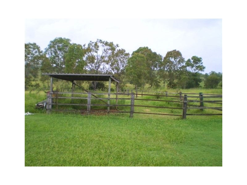 125 Auton & Johnsons Road, The Caves QLD 4702