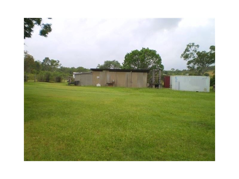 125 Auton & Johnsons Road, The Caves QLD 4702