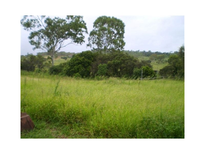 125 Auton & Johnsons Road, The Caves QLD 4702