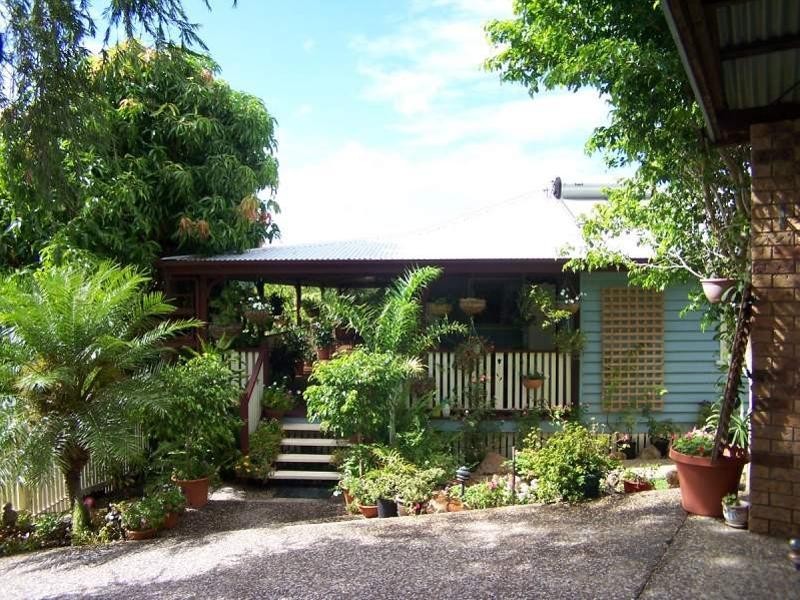 2 Bowen Terrace, The Range QLD 4700