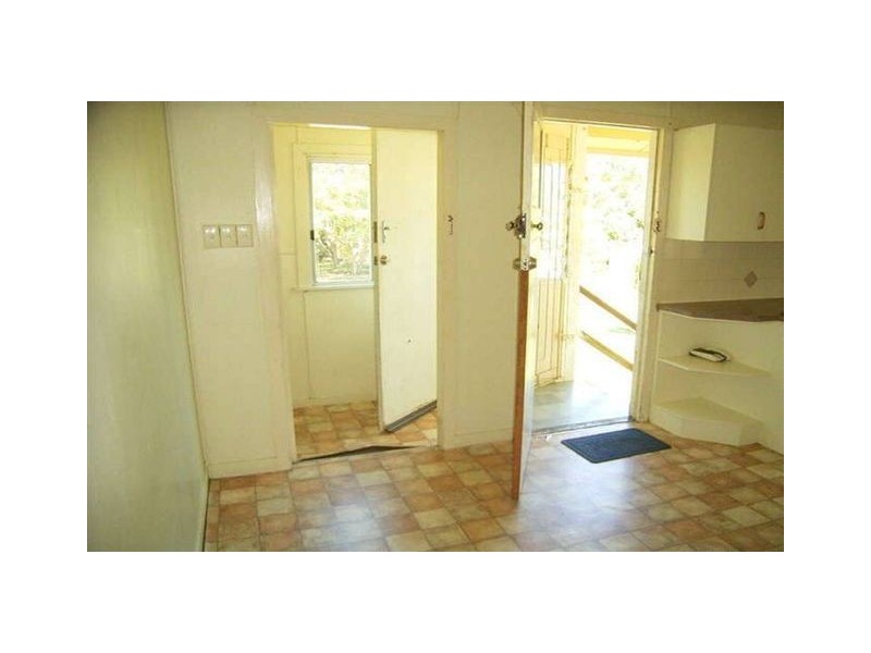 166 Elphinstone Street, Berserker QLD 4701