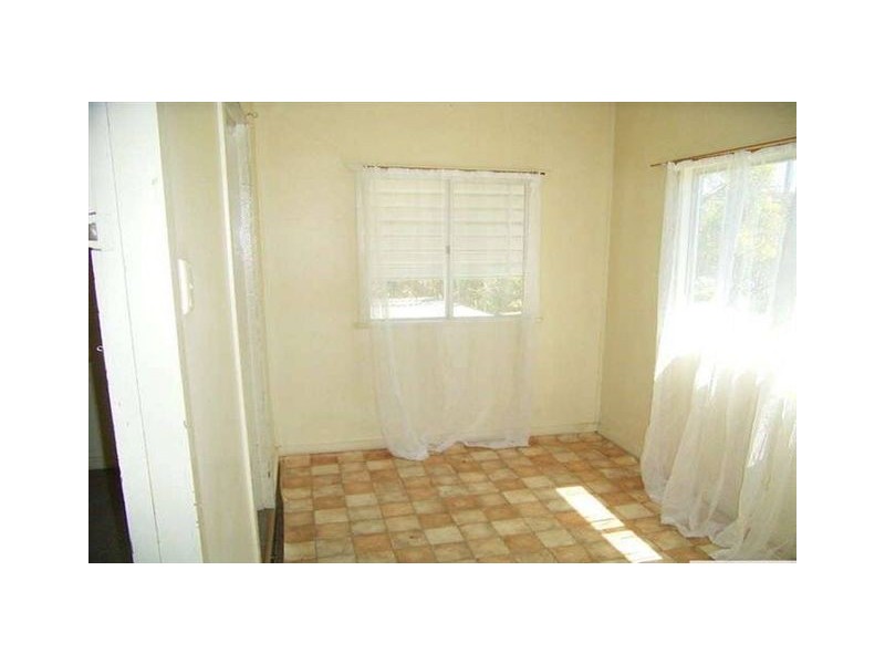 166 Elphinstone Street, Berserker QLD 4701