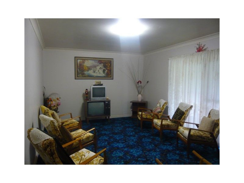 37 Booker Street, Park Avenue QLD 4701