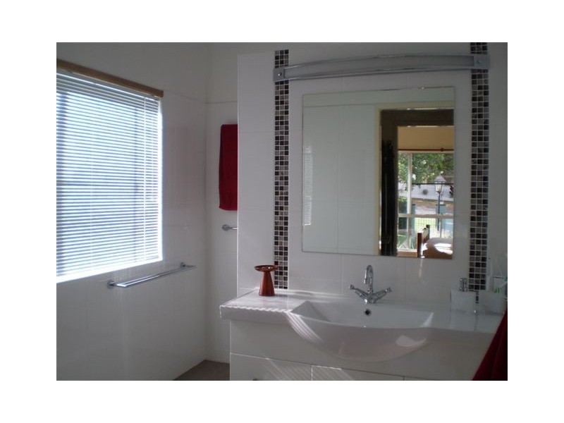 12 Lamington Street, The Range QLD 4700