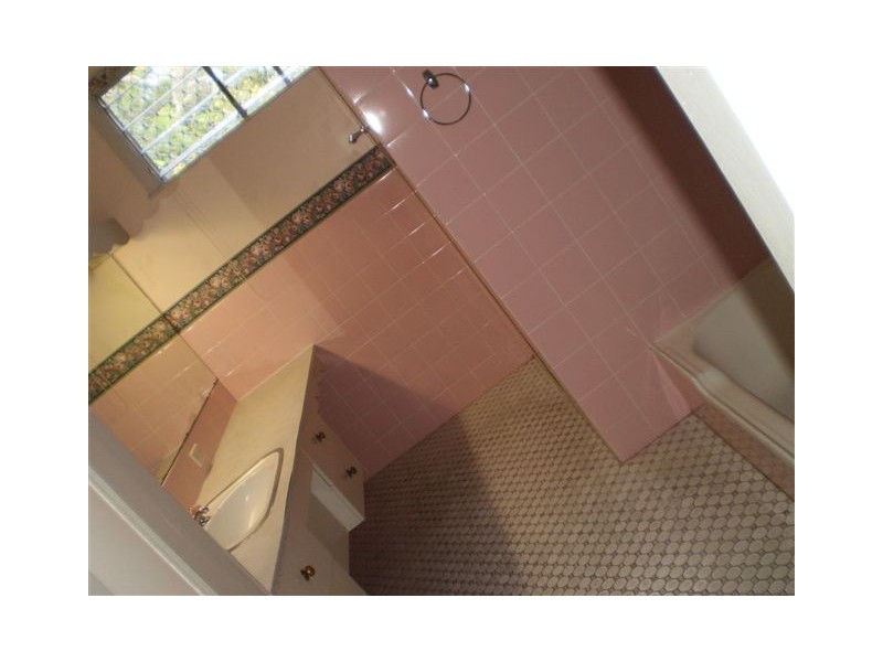 110 Caroline Street, The Range QLD 4700