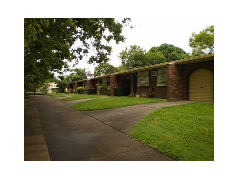 11 Card Street, Berserker QLD 4701