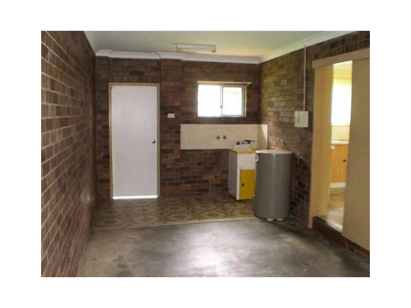 11 Card Street, Berserker QLD 4701