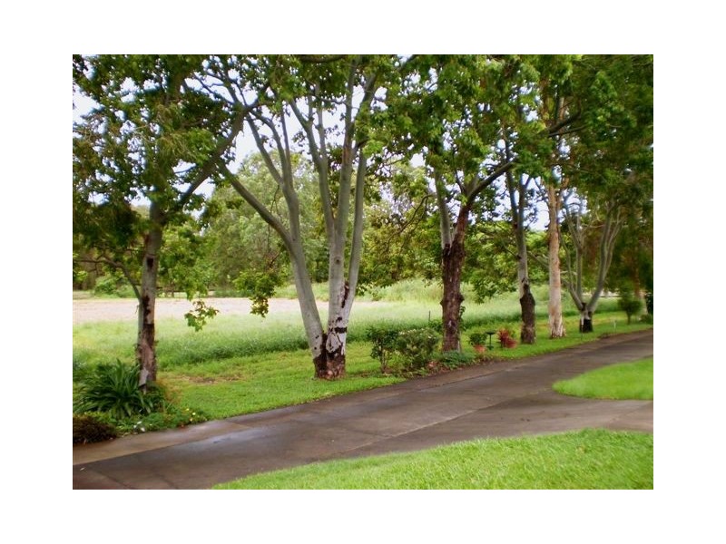 11 Card Street, Berserker QLD 4701