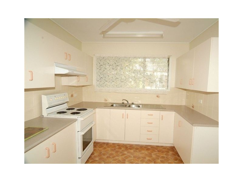 42 Wilkinson Street, Wandal QLD 4700