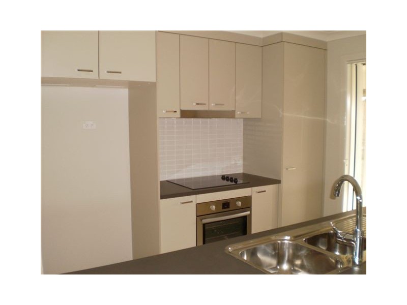 48 John Oxley Drive, Gracemere QLD 4702