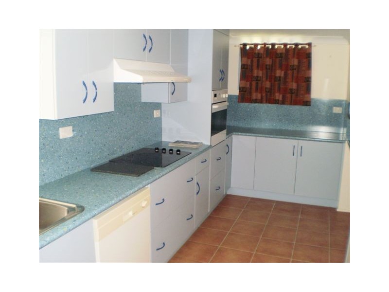 1 Poole Street, Kawana QLD 4701