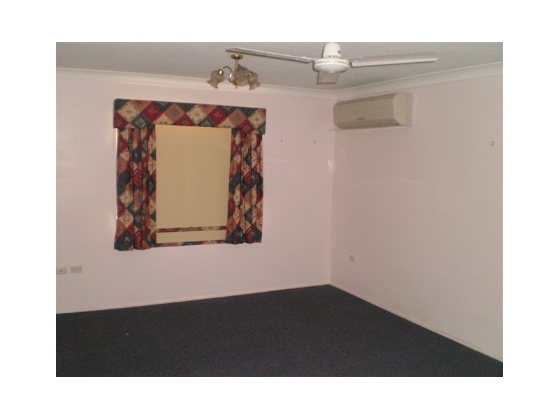 1 Poole Street, Kawana QLD 4701