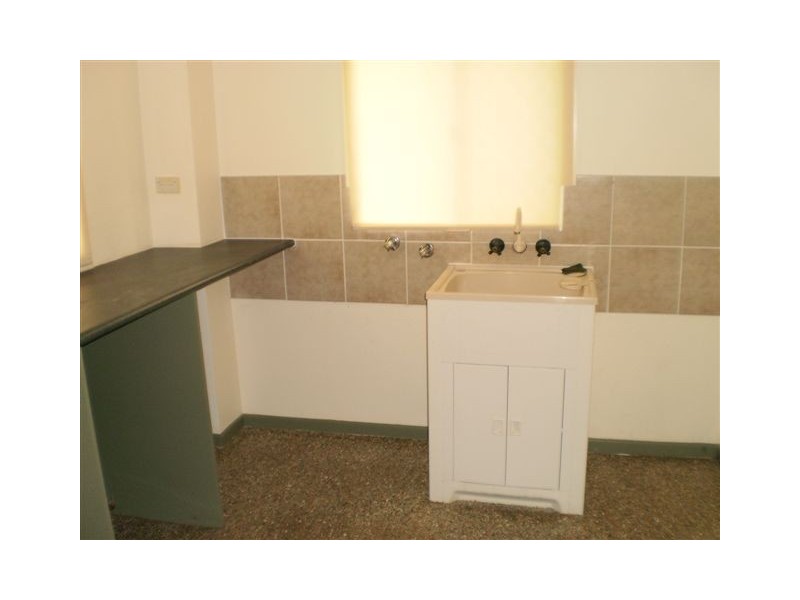 1 Poole Street, Kawana QLD 4701