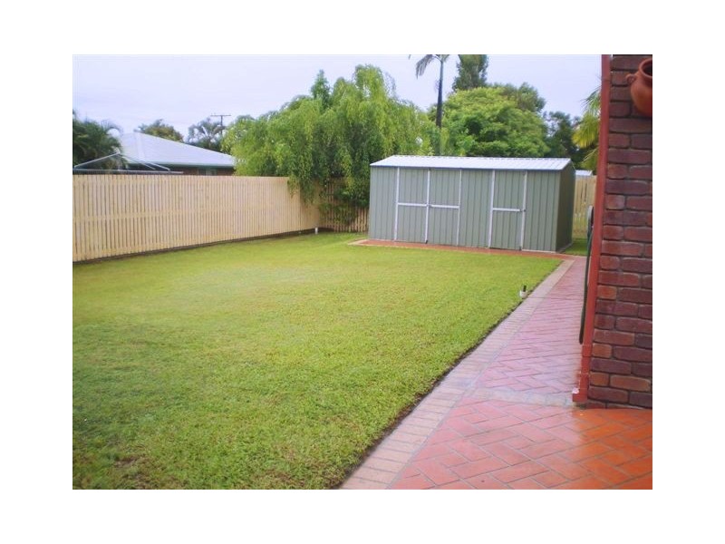 1 Poole Street, Kawana QLD 4701