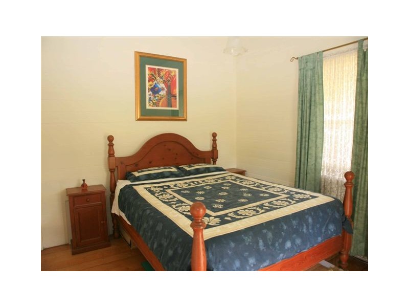 186 Agnes Street, The Range QLD 4700
