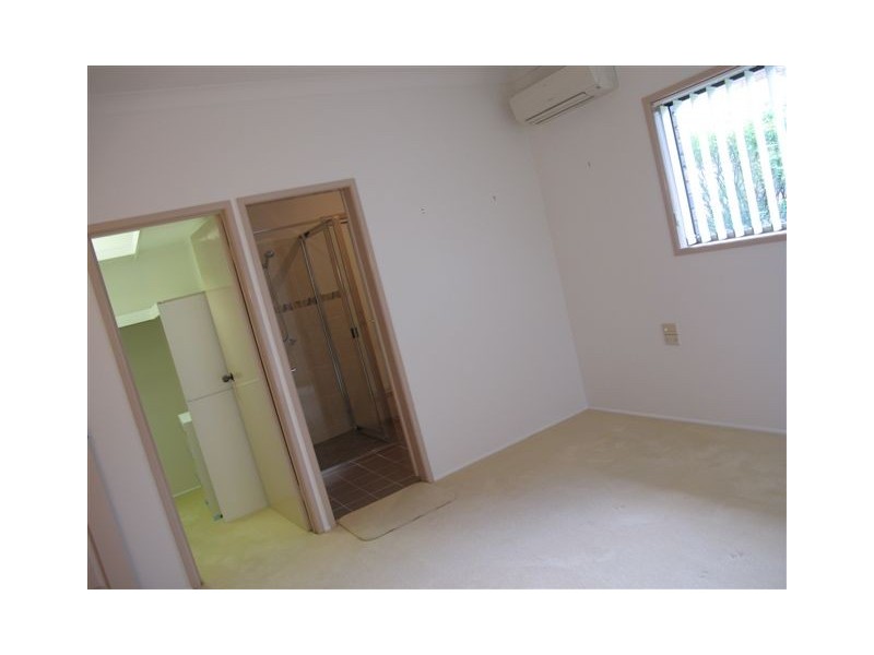 26 James Street, The Range QLD 4700