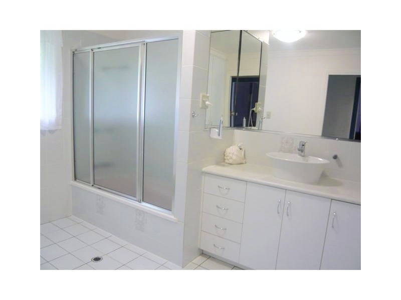 1 Davey Avenue, Frenchville QLD 4701