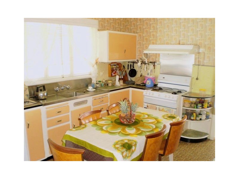 9 Barambah Street, Wandal QLD 4700