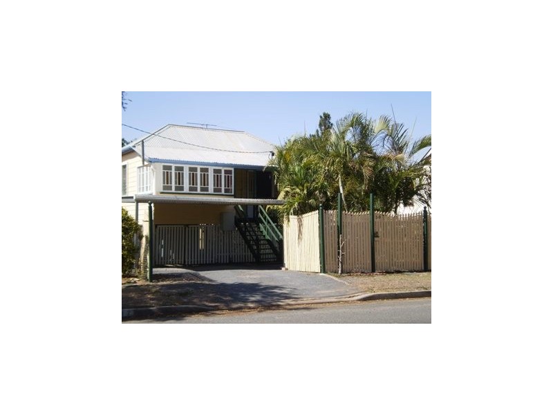30 Caroline Street, Allenstown QLD 4700