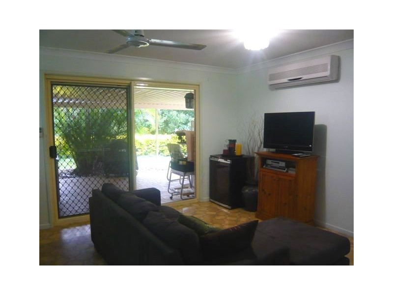 15 Beaumont Drive, Frenchville QLD 4701