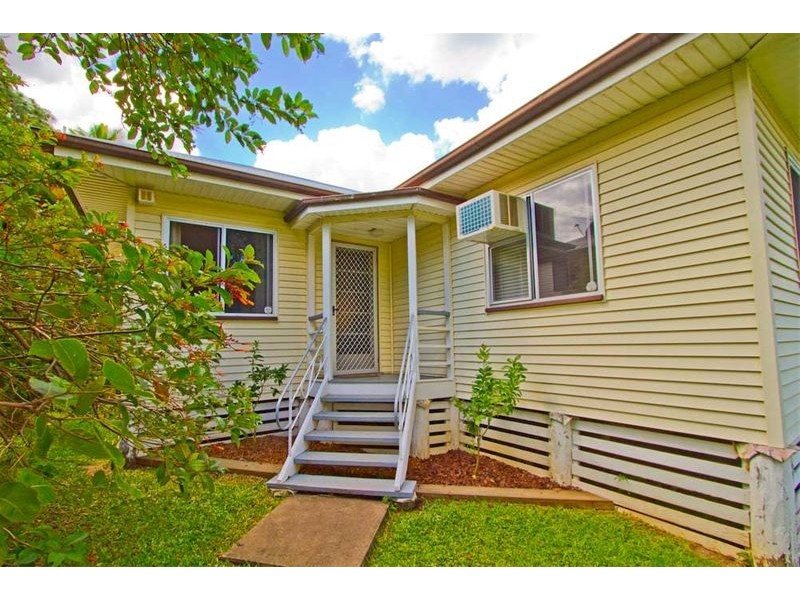 113 Charles Street, Berserker QLD 4701