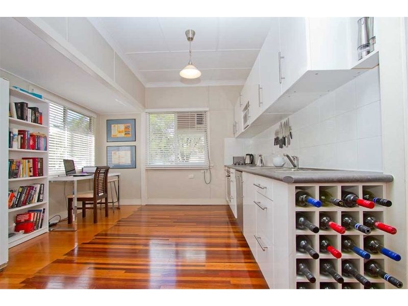 113 Charles Street, Berserker QLD 4701