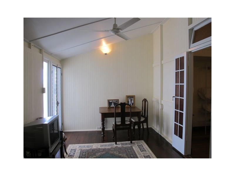 62 Cambridge Street, The Range QLD 4700