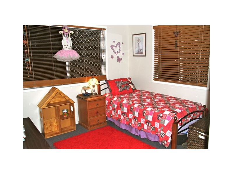 11 Zimitat Street, Gracemere QLD 4702