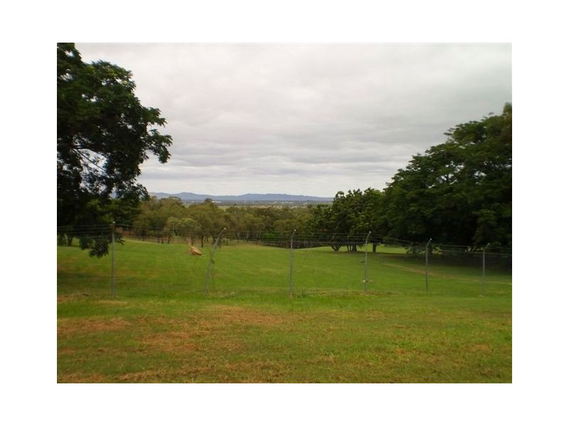341 Agnes Street, The Range QLD 4700