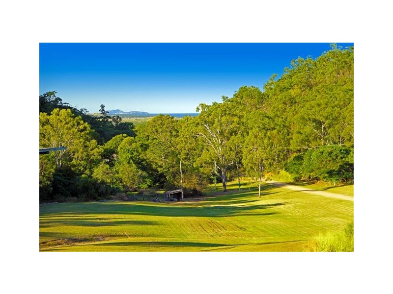 8 Marries Road, Tungamull QLD 4702