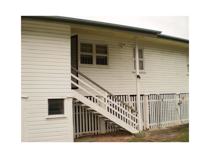 90 Tomkins Street, Berserker QLD 4701