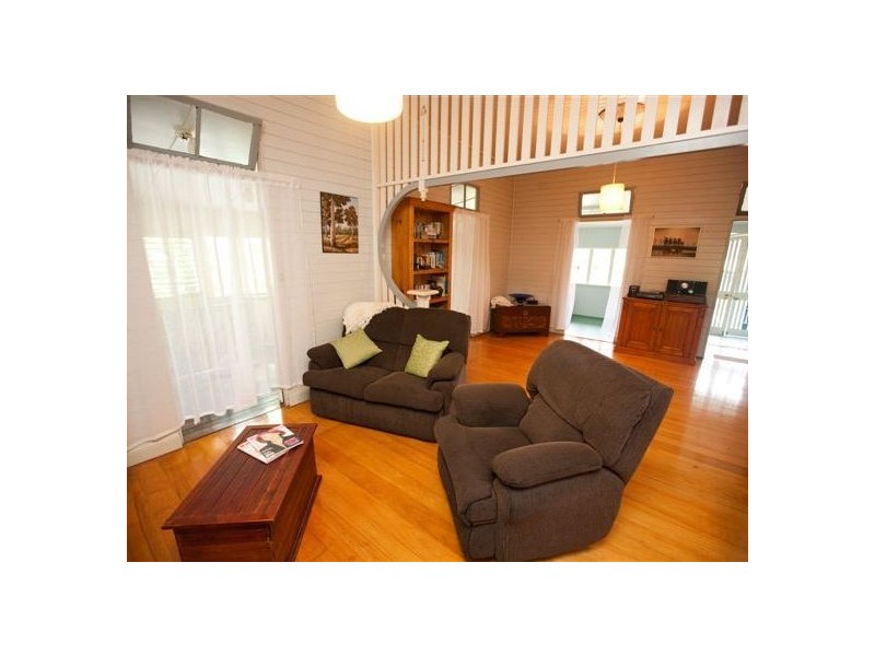 24 Church St, Allenstown QLD 4700