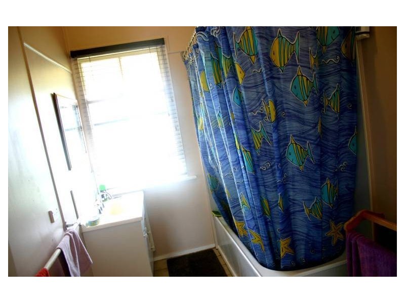 28 Nicholson Street, Allenstown QLD 4700