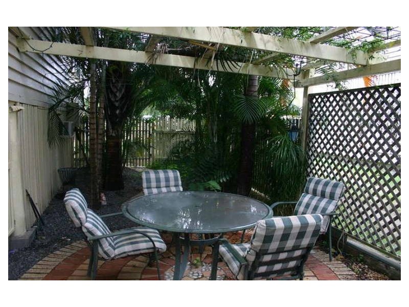 28 Nicholson Street, Allenstown QLD 4700