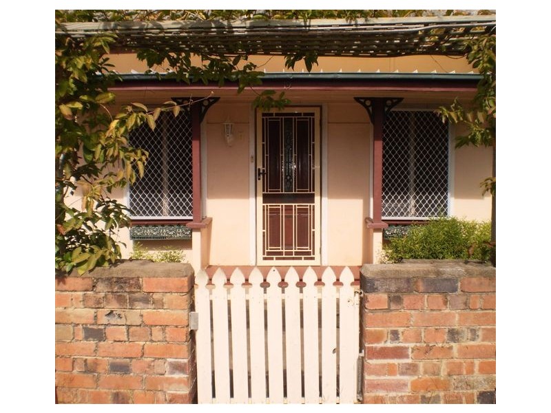 19  Meade Street, Wandal QLD 4700