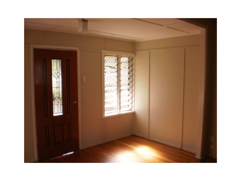 19  Meade Street, Wandal QLD 4700