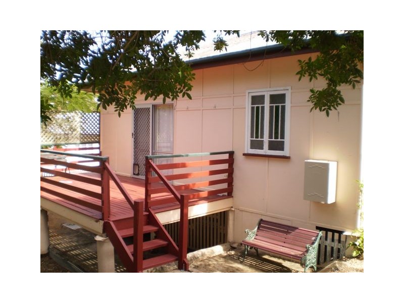 19  Meade Street, Wandal QLD 4700