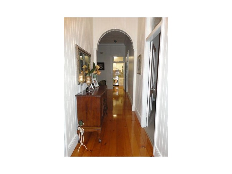 2 Wheatcroft Street, The Range QLD 4700