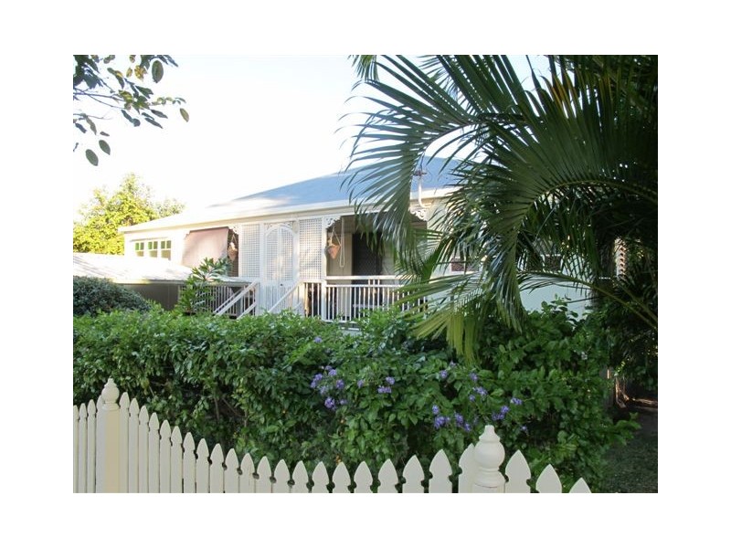 5 Private Street, Allenstown QLD 4700