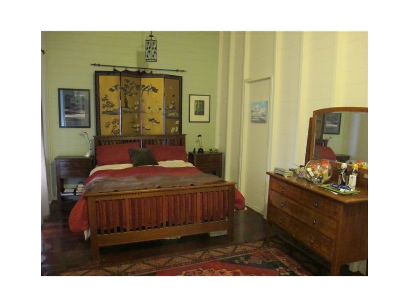 5 Private Street, Allenstown QLD 4700