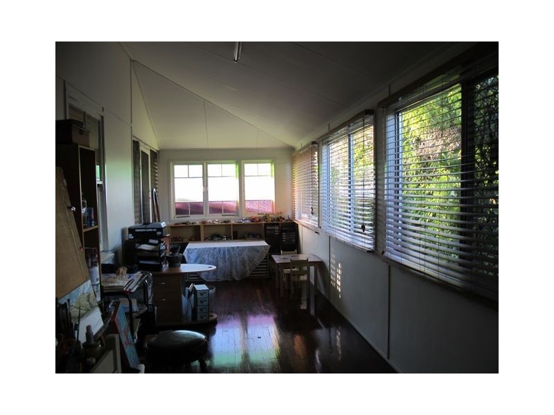 5 Private Street, Allenstown QLD 4700