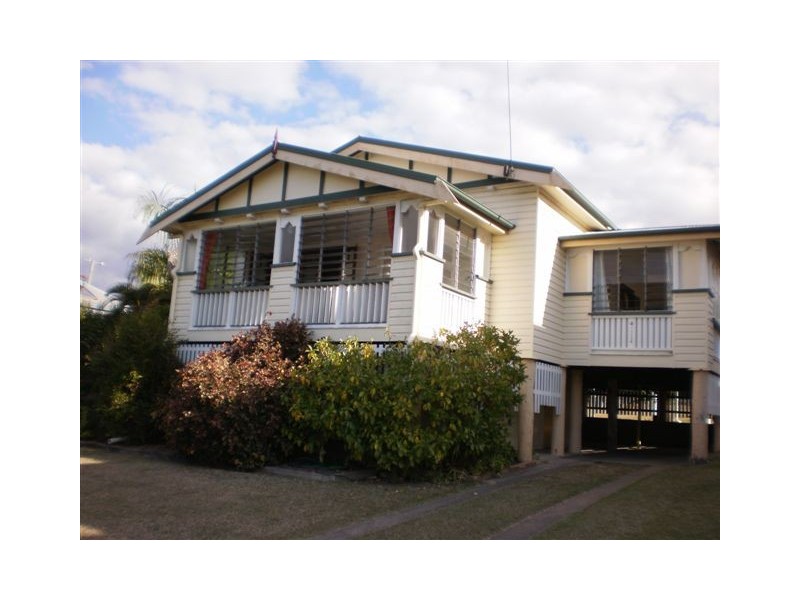 26 West Street, The Range QLD 4700