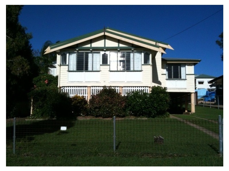 26 West Street, The Range QLD 4700