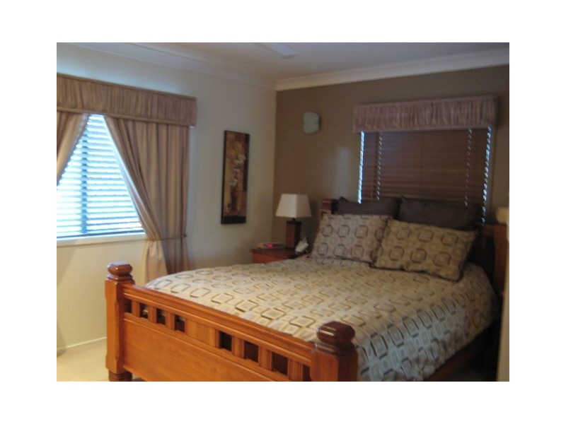 83 Boland Street, Park Avenue QLD 4701