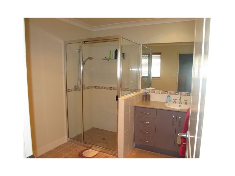 4 Seifert Drive, Frenchville QLD 4701