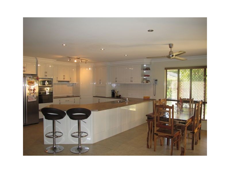 4 Seifert Drive, Frenchville QLD 4701