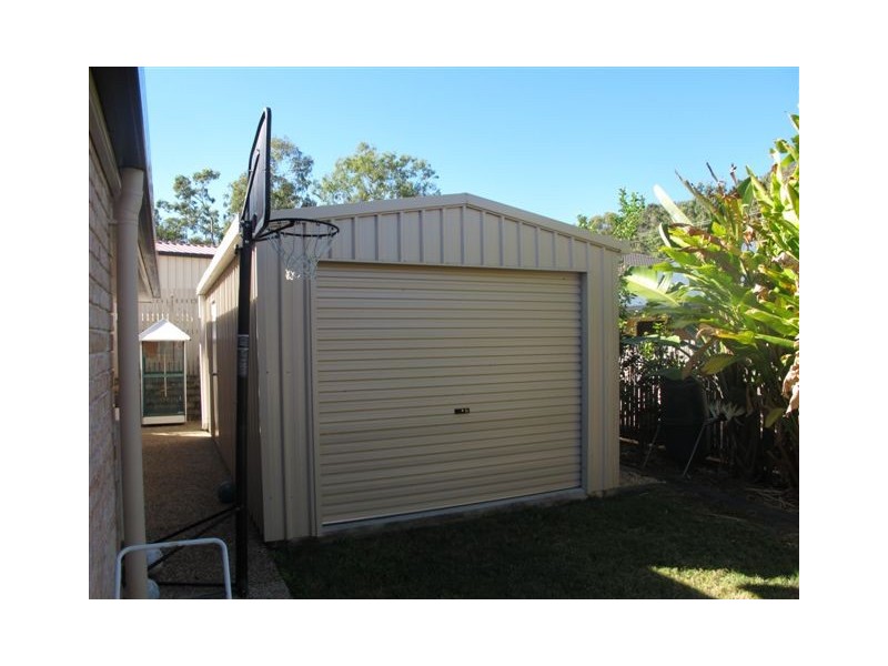 4 Seifert Drive, Frenchville QLD 4701