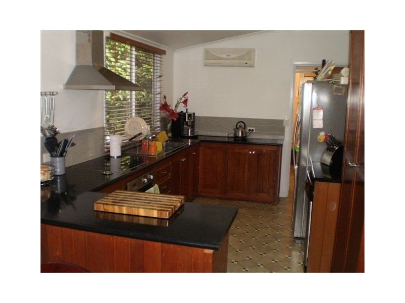 30 Hardacre Street, Wandal QLD 4700